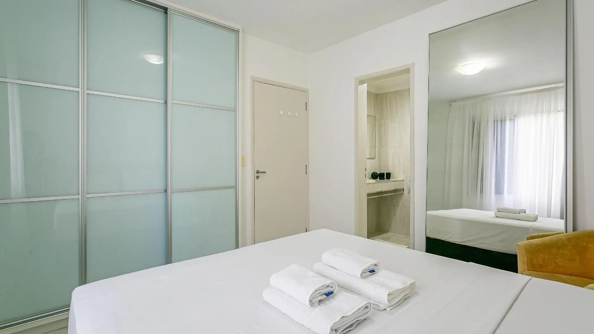 Апартаменты Wi-Fi 500Mb | 400M Da Beiramar | Piscina #Ca71 Флорианополис 0*,  Бразилия